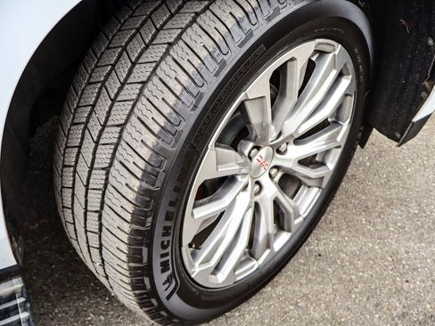 Used 2021 GMC Yukon Denali w/ Denali Premium Package image 42