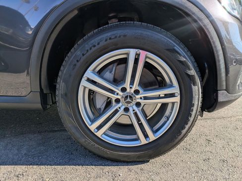 Used 2022 Mercedes-Benz GLC 300 GLC 300 image 22