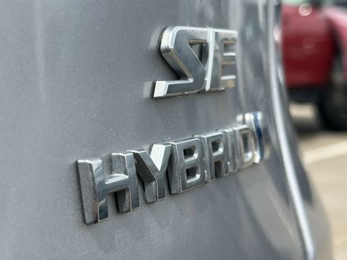 Certified 2023 Toyota RAV4 SE AWD/4WD image 9