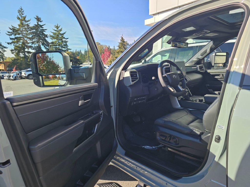 Used 2026 Toyota Tundra Platinum AWD/4WD image 29