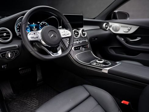 Used 2023 Mercedes-Benz C 300 Coupe image 2