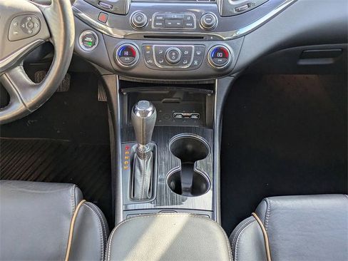 Used 2016 Chevrolet Impala LTZ w/ Enhanced Convenience Package image 19