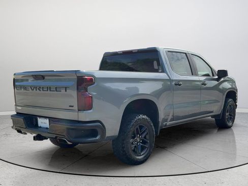 Used 2021 Chevrolet Silverado 1500 LT Trail Boss w/ Bed Protection Package AWD/4WD image 7