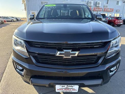 Used 2016 Chevrolet Colorado LT w/ Midnight Edition image 12