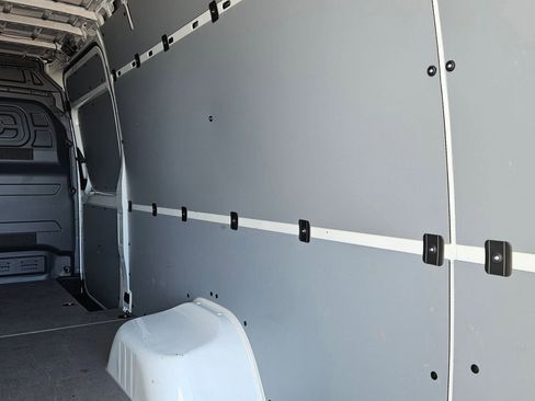 Used 2024 Mercedes-Benz Sprinter 3500 image 30