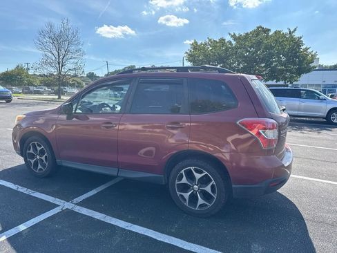 Used 2015 Subaru Forester 2.5i w/ Alloy Wheel Package AWD/4WD image 10