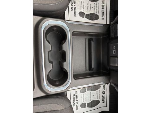 Used 2021 Chevrolet Silverado 1500 RST AWD/4WD image 12