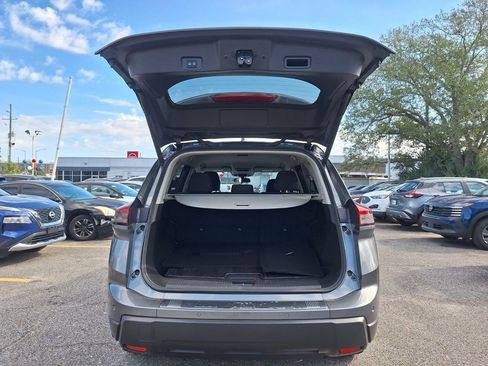 Used 2024 Nissan Rogue SV image 22