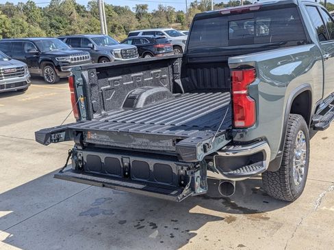 New 2026 Chevrolet Silverado 2500 LTZ w/ LTZ Convenience Package image 14