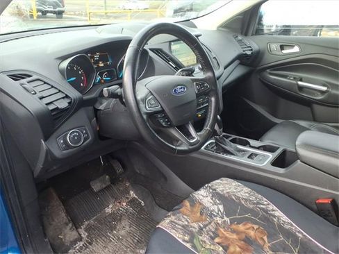 Used 2019 Ford Escape SEL image 8