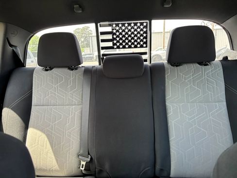 Used 2020 Toyota Tacoma TRD Sport w/ Technology Package image 18