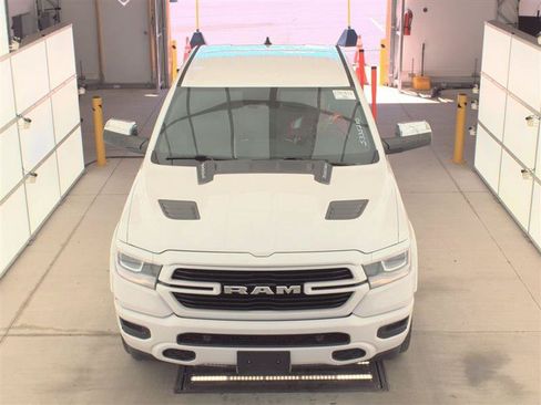 Used 2020 RAM 1500 Laramie AWD/4WD image 2