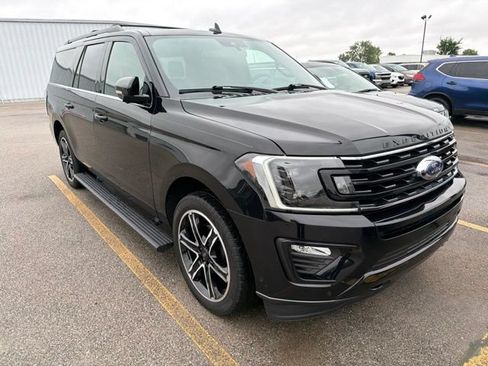 Used 2019 Ford Expedition Max Limited w/ Equipment Group 303A AWD/4WD image 2