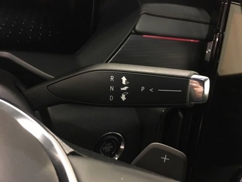 Used 2024 GMC Acadia AT4 w/ LPO, Floor Liner Package image 32