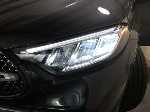 Used 2026 Mercedes-Benz GLC 300 4MATIC image 33