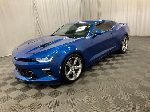 Used 2016 Chevrolet Camaro SS RWD image 9