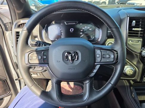 Used 2023 RAM 1500 Limited AWD/4WD image 4