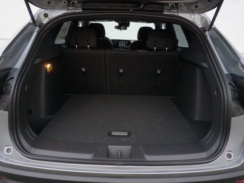 New 2026 Chevrolet Trax RS w/ Driver Confidence Package FWD image 23