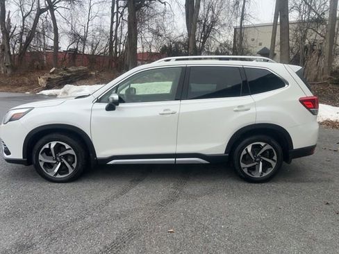 Used 2023 Subaru Forester Touring AWD/4WD image 3