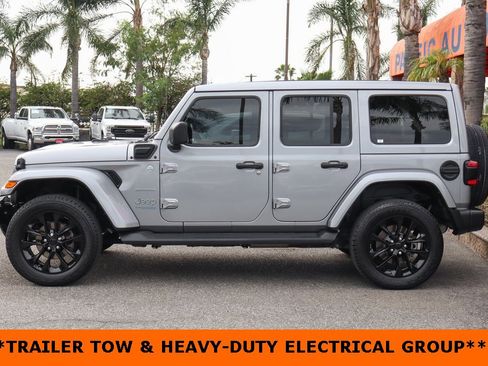 Used 2021 Jeep Wrangler Unlimited Sahara w/ Safety Group image 5