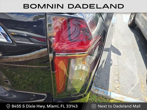 Used 2023 Chevrolet Tahoe LS image 5