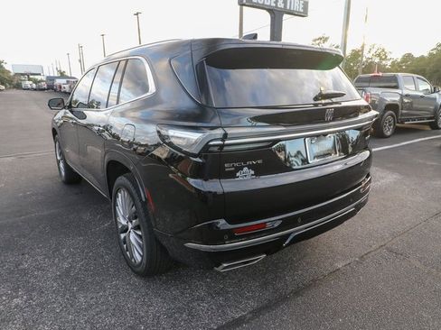 Certified 2026 Buick Enclave Avenir image 7