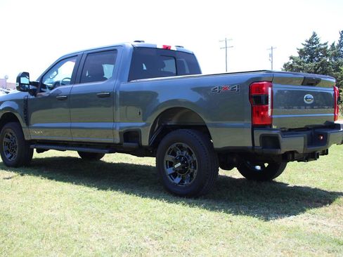 Used 2025 Ford F250 XL w/ STX Appearance Package AWD/4WD image 9