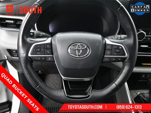 Used 2023 Toyota Highlander Platinum image 23