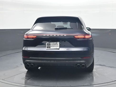 Used 2019 Porsche Cayenne S image 7