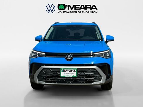 New 2025 Volkswagen Taos SE image 8