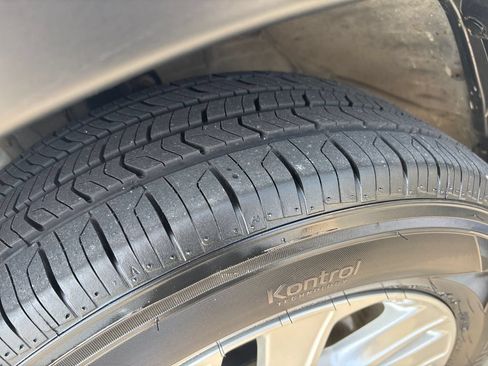 Used 2016 Honda CR-V EX image 27