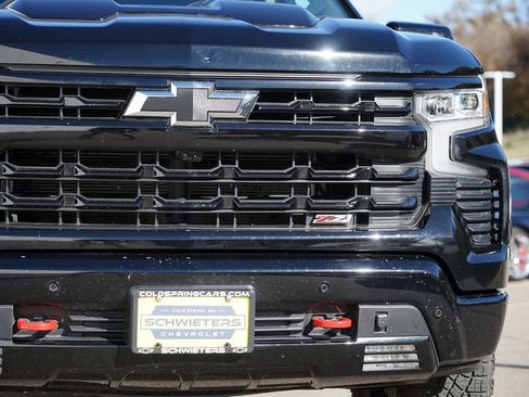 Used 2024 Chevrolet Silverado 1500 LT Trail Boss w/ LT Trail Boss Premium Package image 9