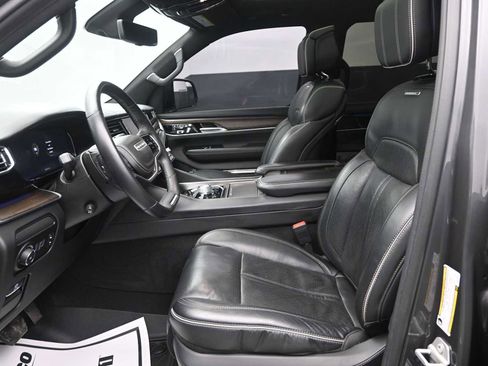 Used 2022 Jeep Grand Wagoneer Series II w/ Convenience Group III image 10