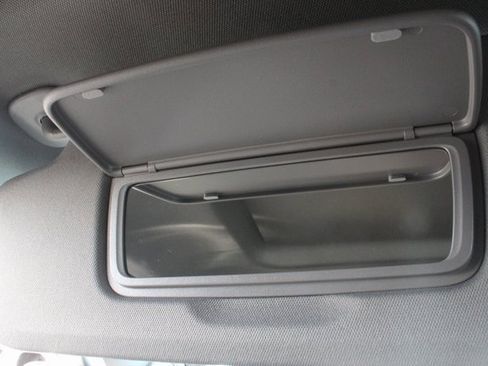 New 2026 GMC Sierra 1500 SLE w/ Preferred Package image 52