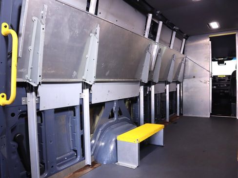 Used 2019 Mercedes-Benz Sprinter 170 image 26