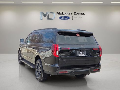 New 2026 Ford Expedition Max Platinum w/ Stealth Appearance Package AWD/4WD image 4