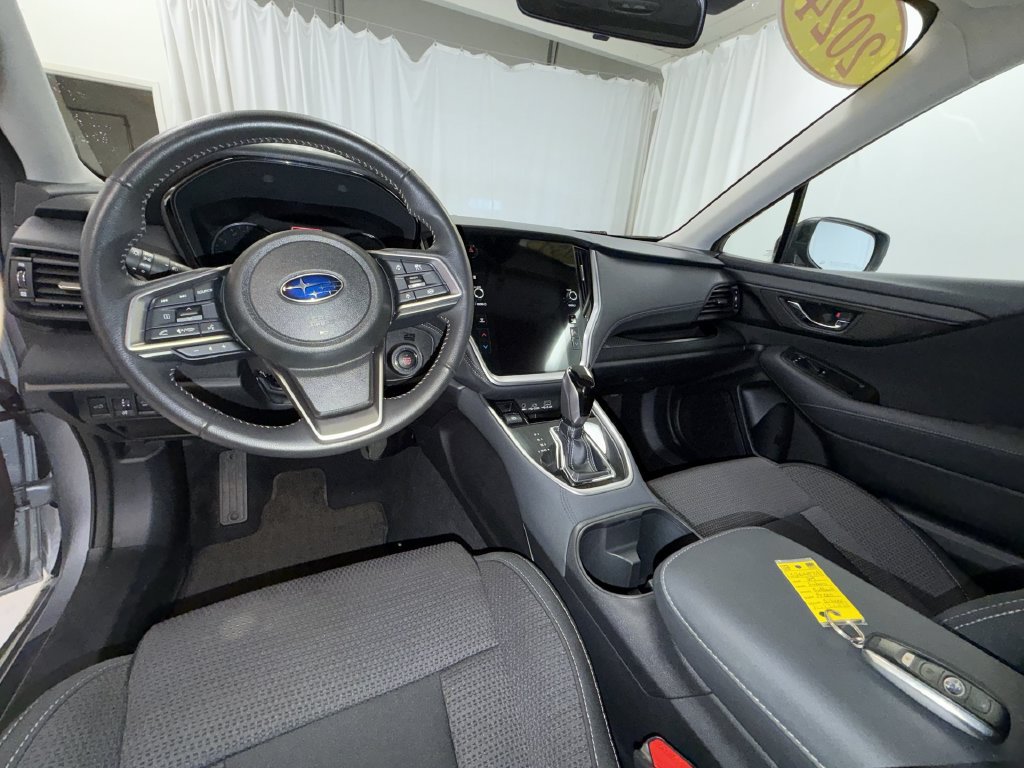 Used 2024 Subaru Outback Premium AWD/4WD image 13