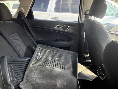 Certified 2023 Kia Sportage LX AWD/4WD image 22