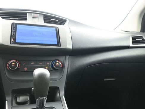 Used 2017 Nissan Sentra S FWD image 16