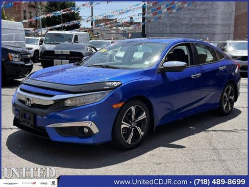 Used 2016 Honda Civic Touring image 8