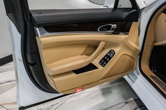 Used 2016 Porsche Panamera S w/ Premium Package Plus RWD image 42