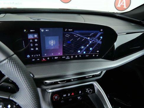 New 2025 Audi SQ5 Premium Plus image 20