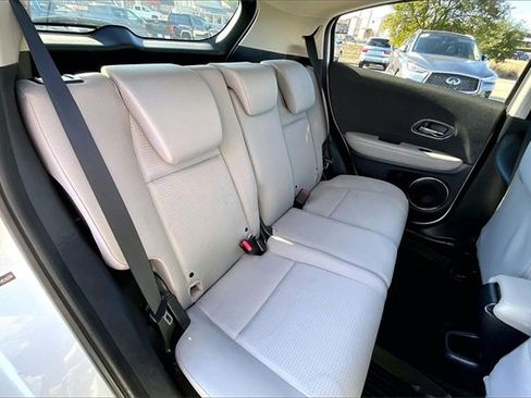 Used 2020 Honda HR-V EX image 20
