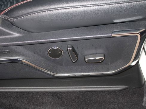 Used 2023 Ford F150 Lariat w/ Equipment Group 502A High image 32