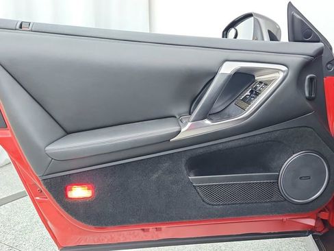 Used 2010 Nissan GT-R Premium image 15