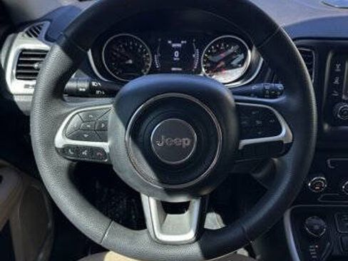 Used 2018 Jeep Compass Sport image 14