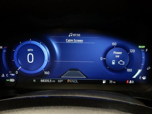 Certified 2022 Ford Escape Titanium image 32