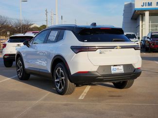 New 2026 Chevrolet Equinox EV LT video 3