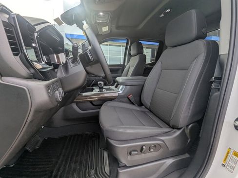 Used 2025 Chevrolet Silverado 1500 LT w/ Z71 Off-Road Package image 24