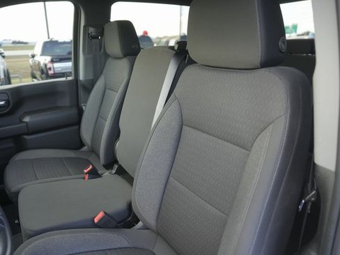 Used 2023 Chevrolet Silverado 2500 Custom w/ Custom Value Package image 10